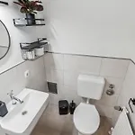 6 Schlafplaetze - Zentral, Balkon, Parkplatz, Kueche Apartmán