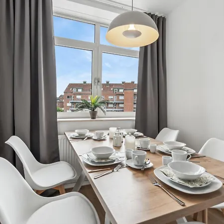 6 Schlafplaetze - Zentral, Balkon, Parkplatz, Kueche דירה *