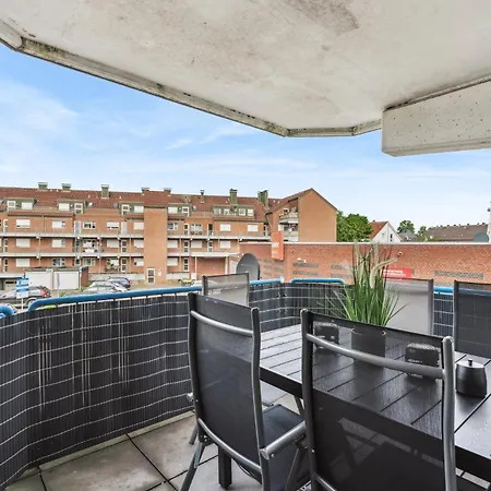 4 Schlafzimmer - 6 Betten, Parkplatz, Balkon, Kueche * בוכולט