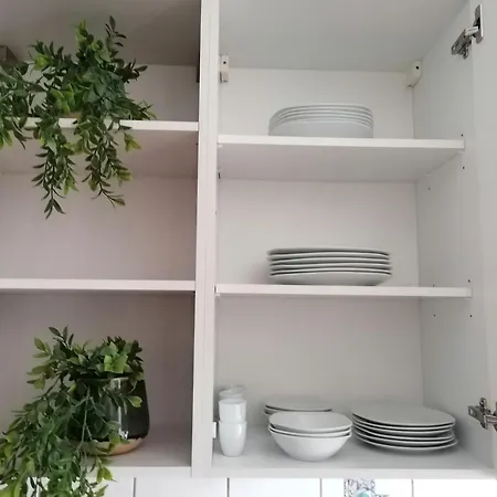 4 Schlafzimmer - 6 Betten, Parkplatz, Balkon, Kueche דירה *