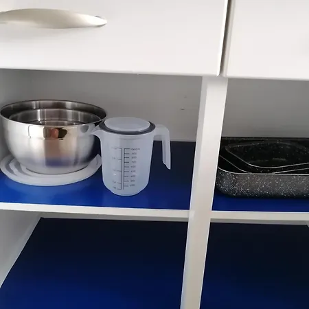 4 Schlafzimmer - 6 Betten, Parkplatz, Balkon, Kueche Appartamento