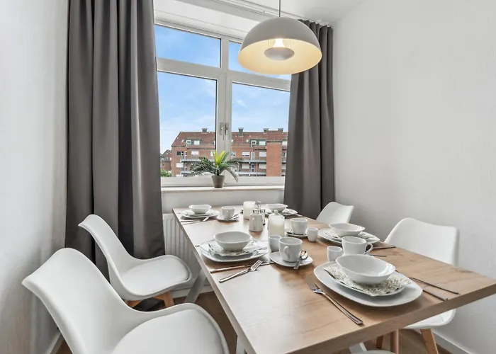 6 Schlafplaetze - Zentral, Balkon, Parkplatz, Kueche Lägenhet *