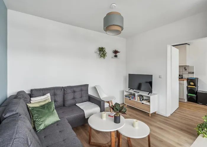 Lägenhet 6 Schlafplaetze - Zentral, Balkon, Parkplatz, Kueche *