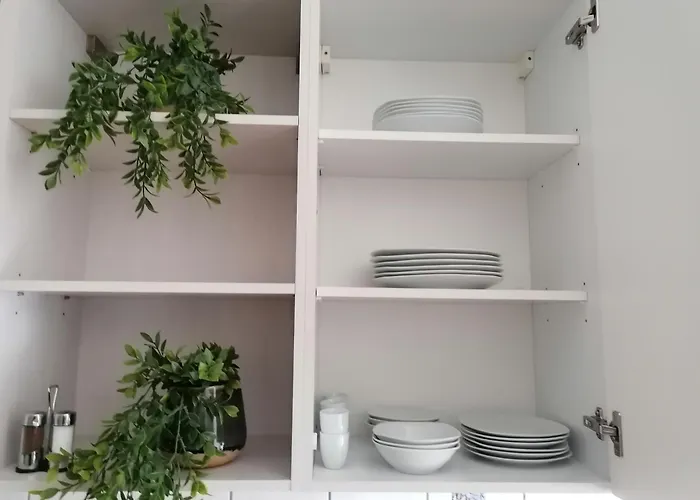 6 Schlafplaetze - Zentral, Balkon, Parkplatz, Kueche Lägenhet *