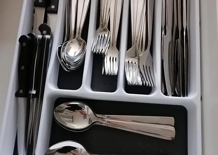 Lägenhet 6 Schlafplaetze - Zentral, Balkon, Parkplatz, Kueche *